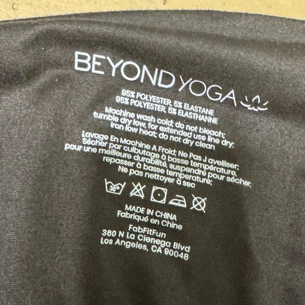 Beyond Yoga Pocket Infinity Scarf